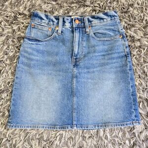 J.Crew Re-Imagined Denim Mini Skirt Medium Wash Blue BG551 Size 24 Womens